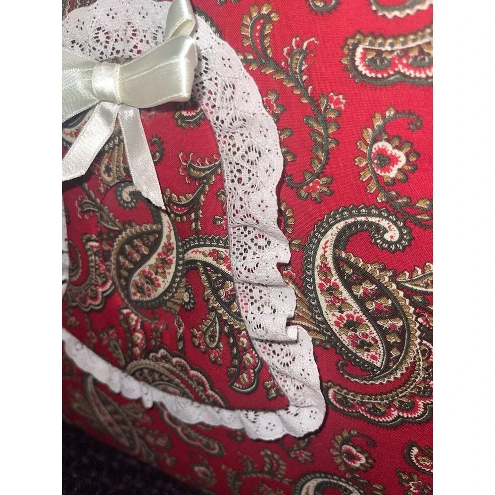 Vintage Cottage Core - Floral Lace Quilted Design Photo Album & 50 Self Adhesive
